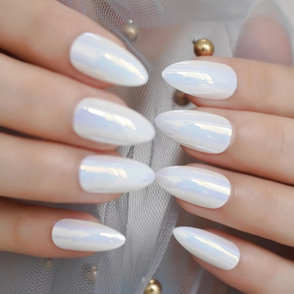 💎5/$25💎 Stiletto White Chrome Press On Nails - Picture 1 of 3